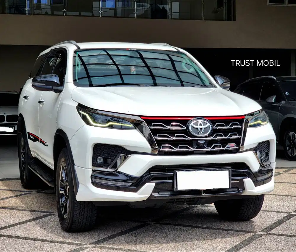 ANTIK! TOYOTA FORTUNER 2.7 BENSIN SRZ TRD SPORTIVO FACELIFT 2021 PUTIH