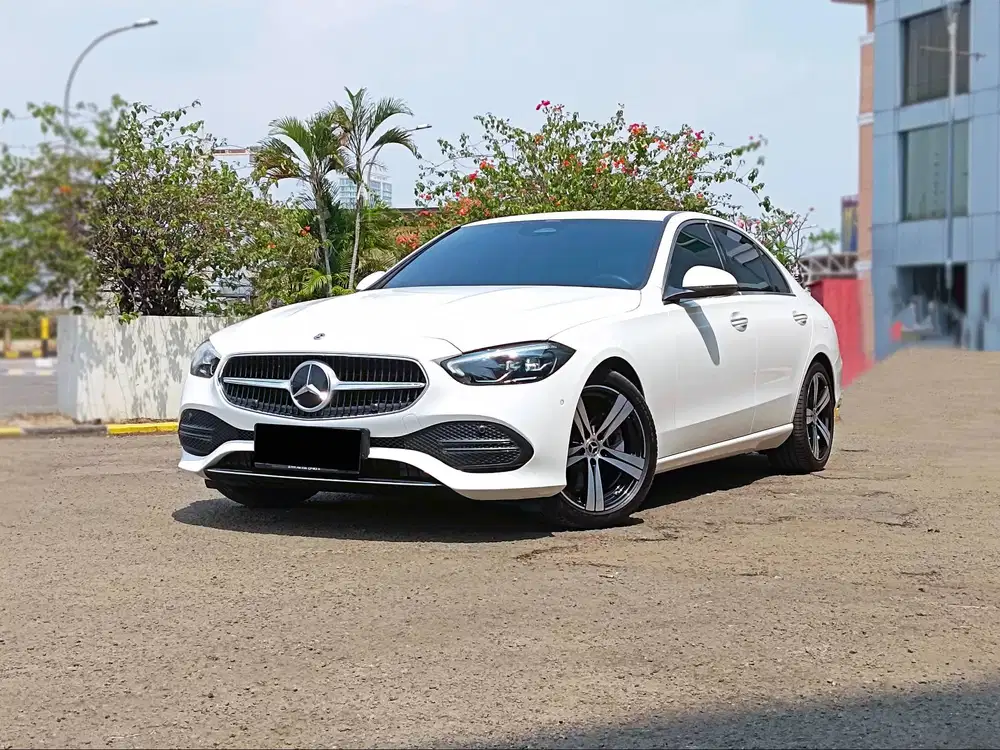 Genap Odo=13k Bunga=4% Mercedes Benz C200 Avantgarde 2023 C 200 2023