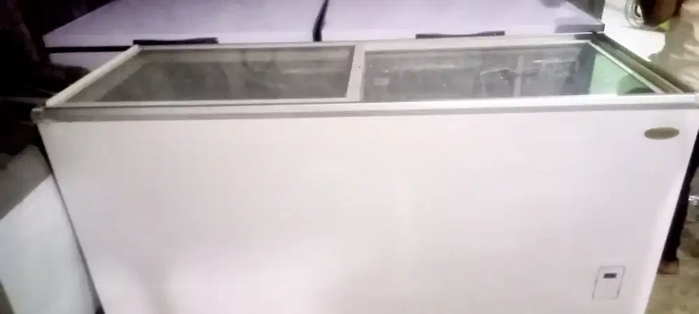 Jual freezer bok kaca