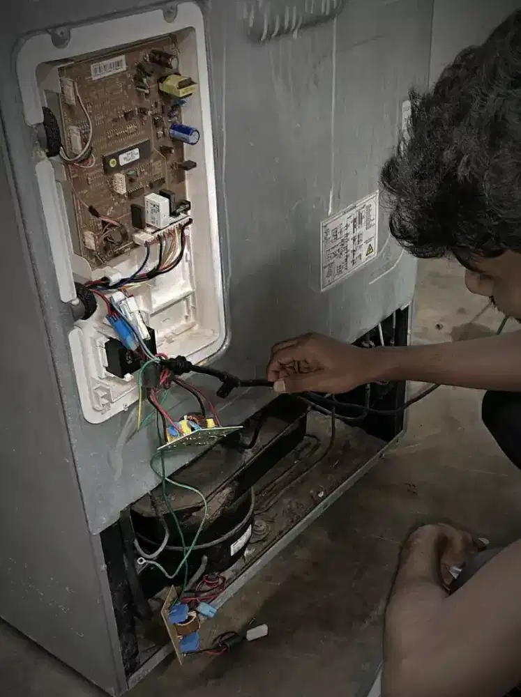 Servis Kulkas Dispenser & Elektronik