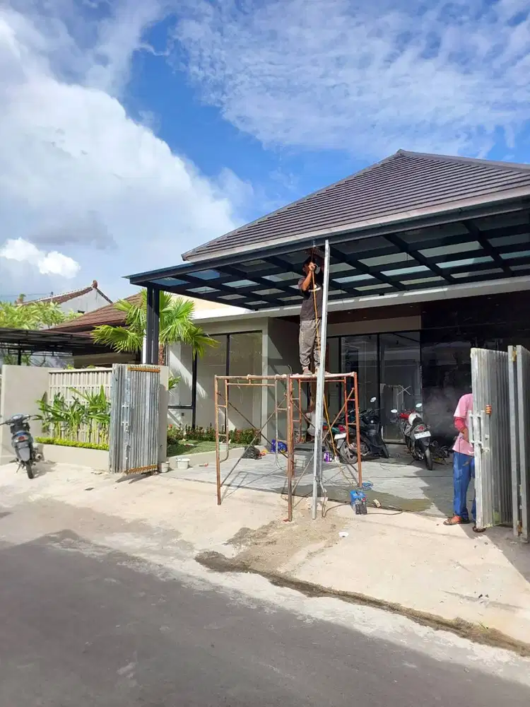 Rumah Luas Desain Cakep di Purwomartani