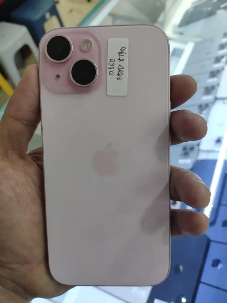 Iphone 15 ibox 128 bh 86 mulus no minus