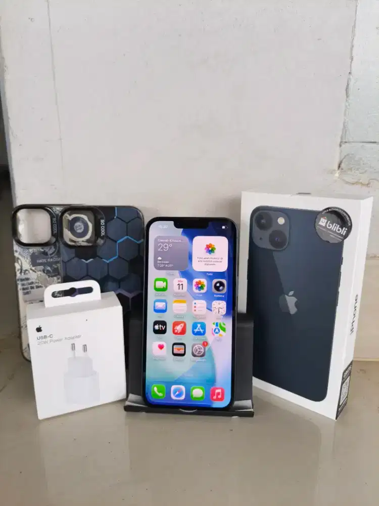 Iphone 13 128 gb + adapter blibli