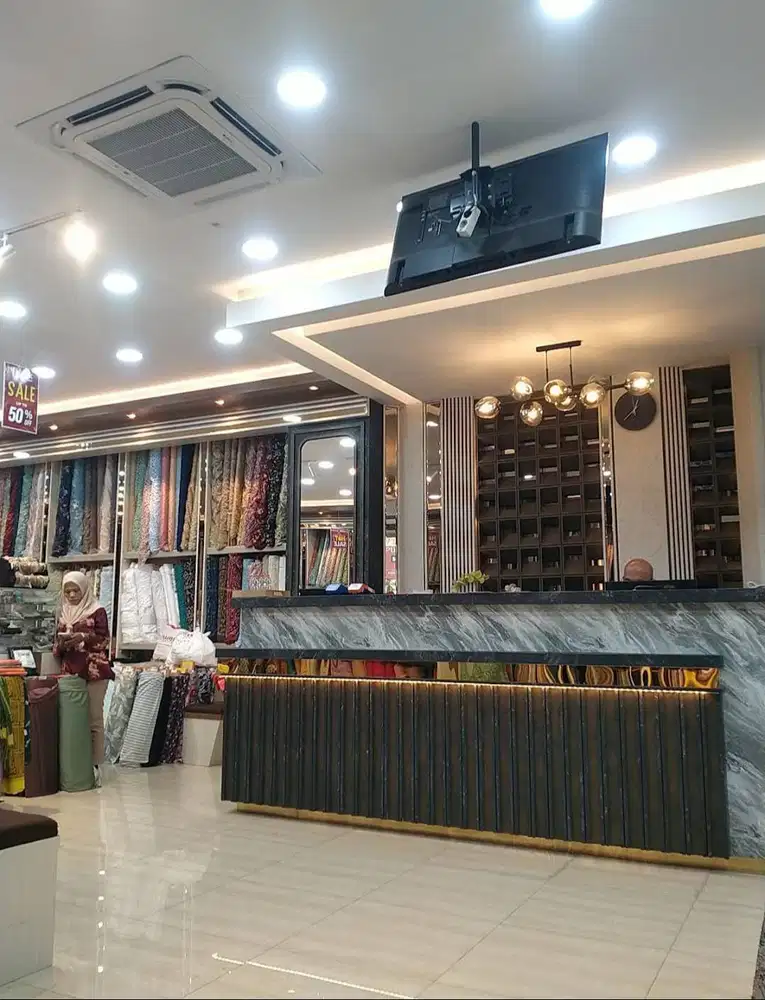 DIJUAL KOMERSIAL AREA PALING ELITE DI SURABAYA DI PAKUWON SQUARE