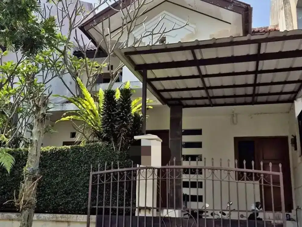 Rumah siap Huni Dalam Komplek Elite Setra duta BAndung