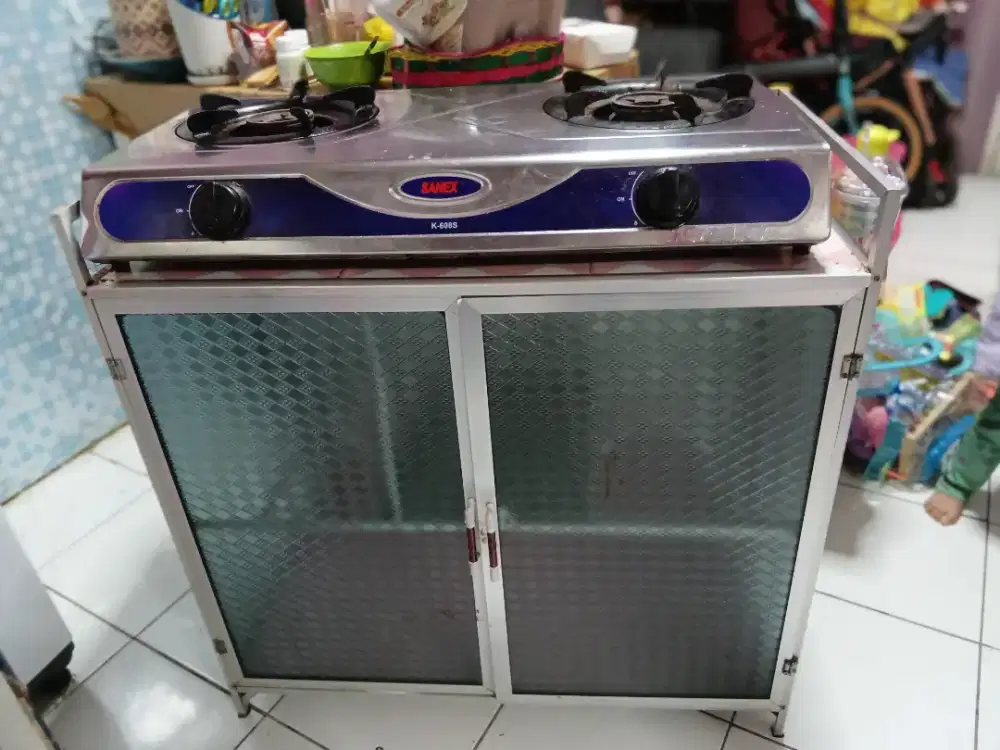 Kompor gas 2 tungku dan rak piring