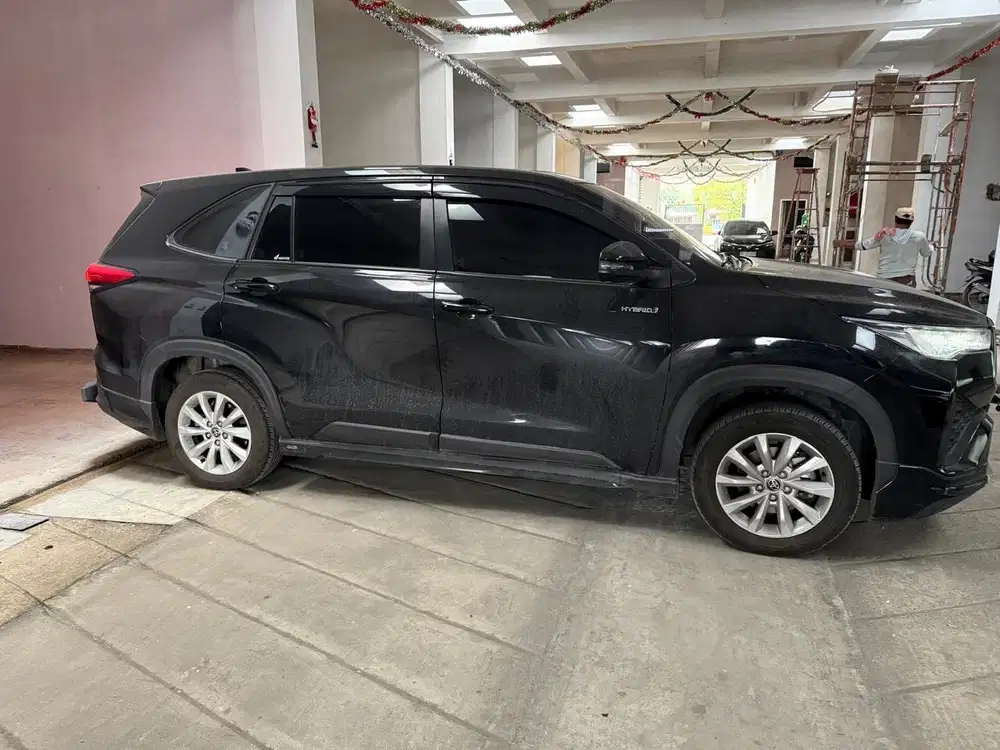 Toyota Kijang Innova 2023 Hybrid