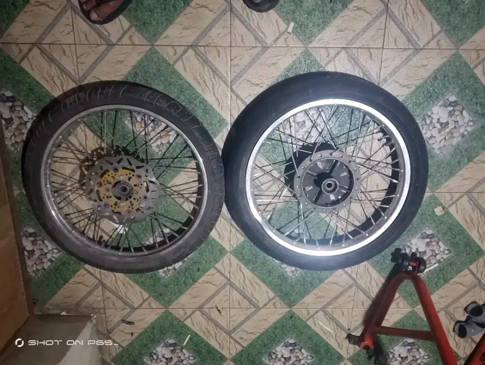 ban d/b ring 17 60/90. 70/90. 70/70. 70/90