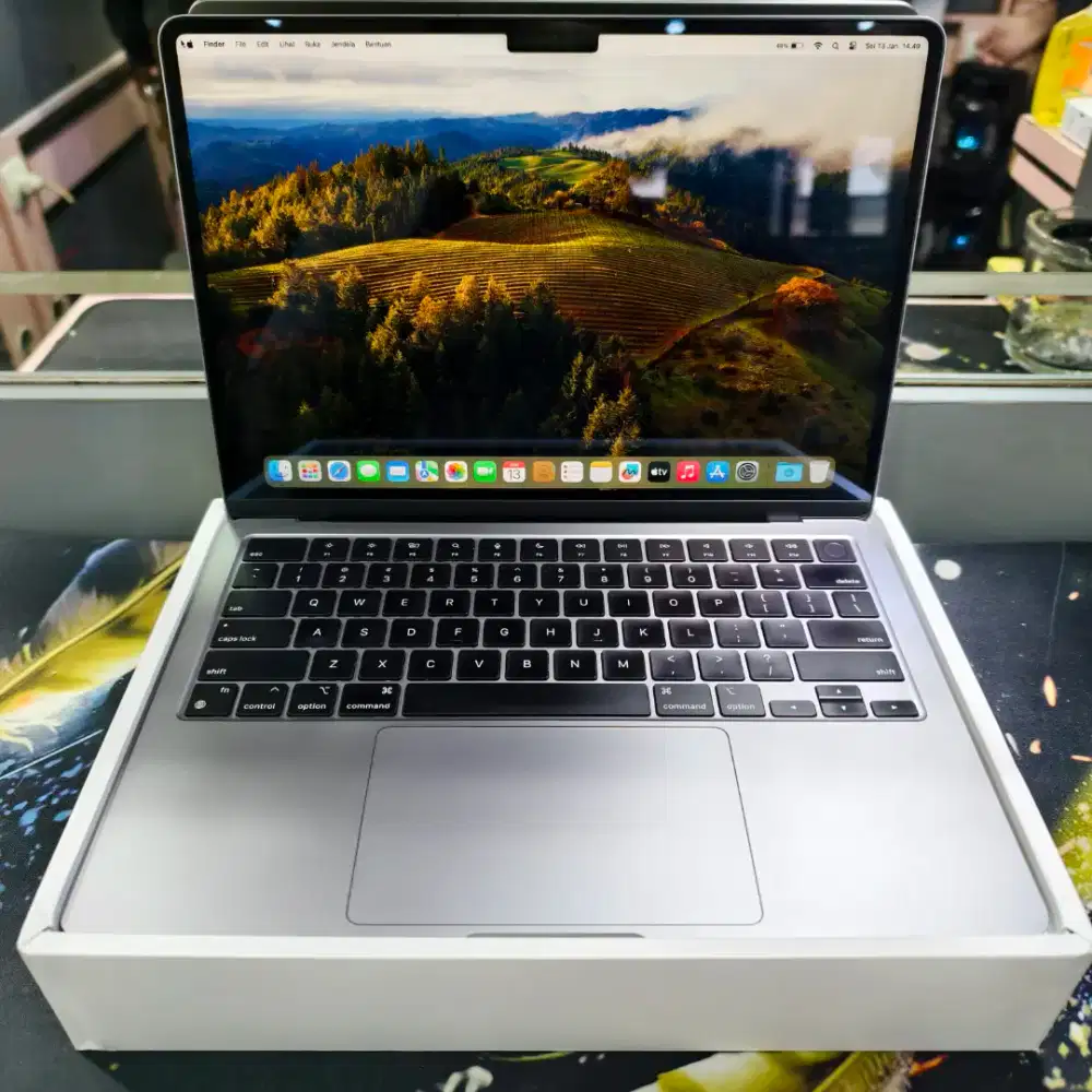 Macbook Air 13.6 Inch M2 8/256Gb Garansi Resmi