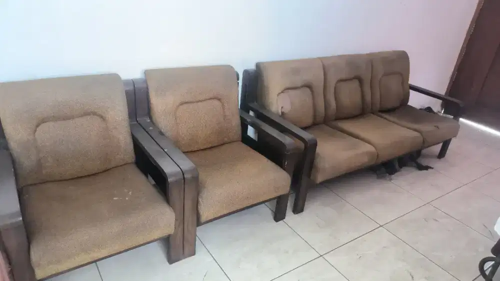 Kursi duduk sofa kayu kuno bekas