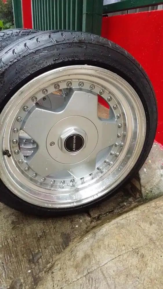 DIJUAL BAN + VELG BORBET RING 16