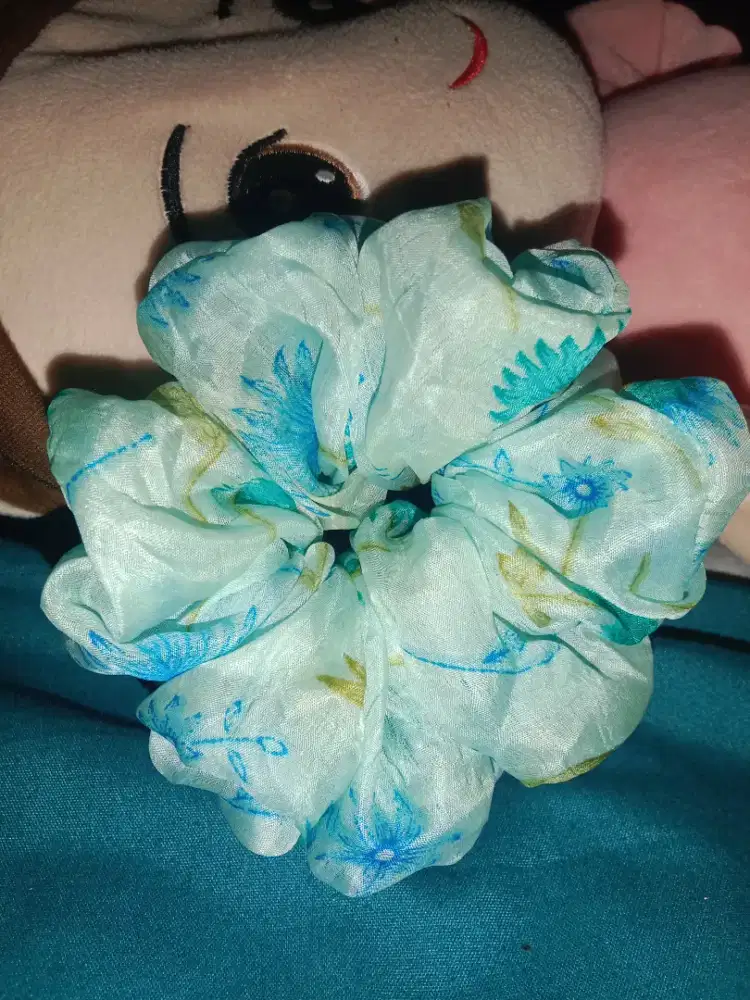 Kunciran wanita Random ( Schruncie) isi 5 pcs