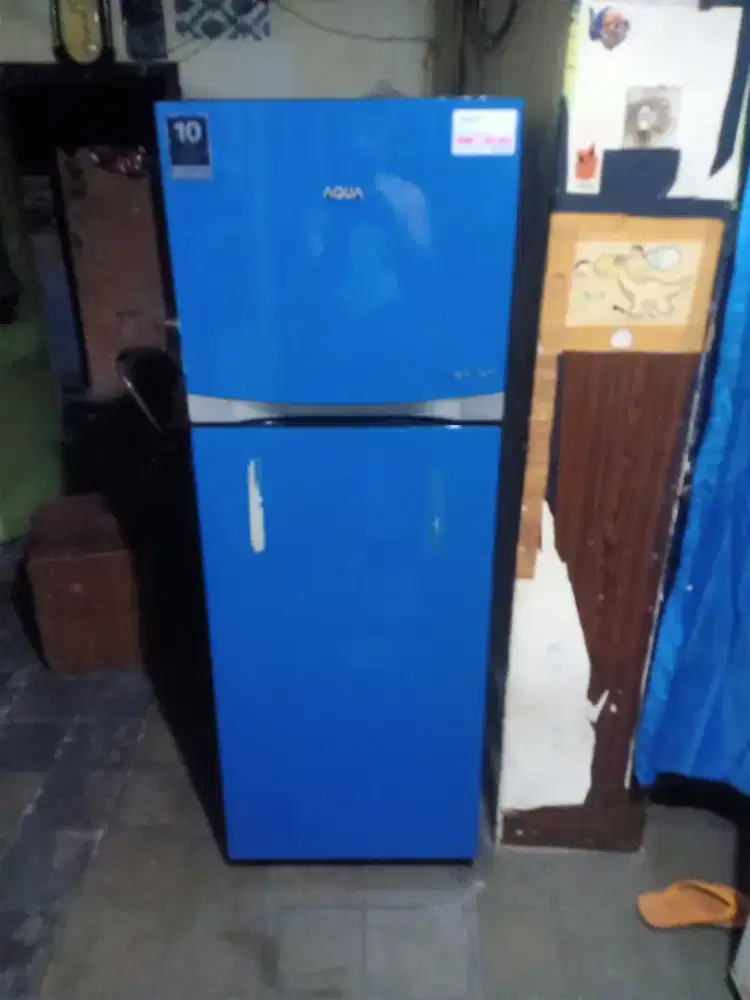 Jual kulkas AQUA 2 pintu no frost tanpa bunga es bisa di antar