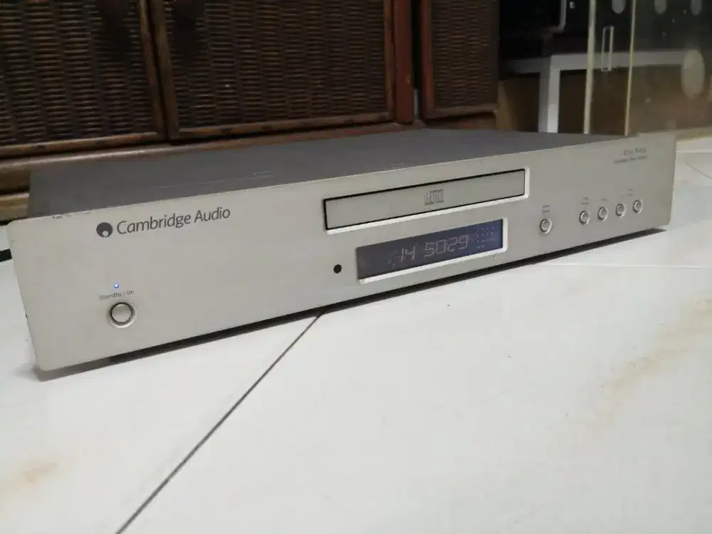 Cambridge audio Azur 640C

Compact CD Disc Player Second Original