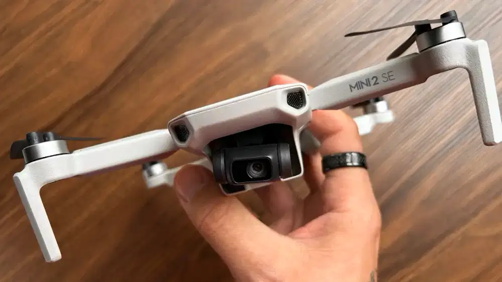 DJI Mini 2 SE Drone