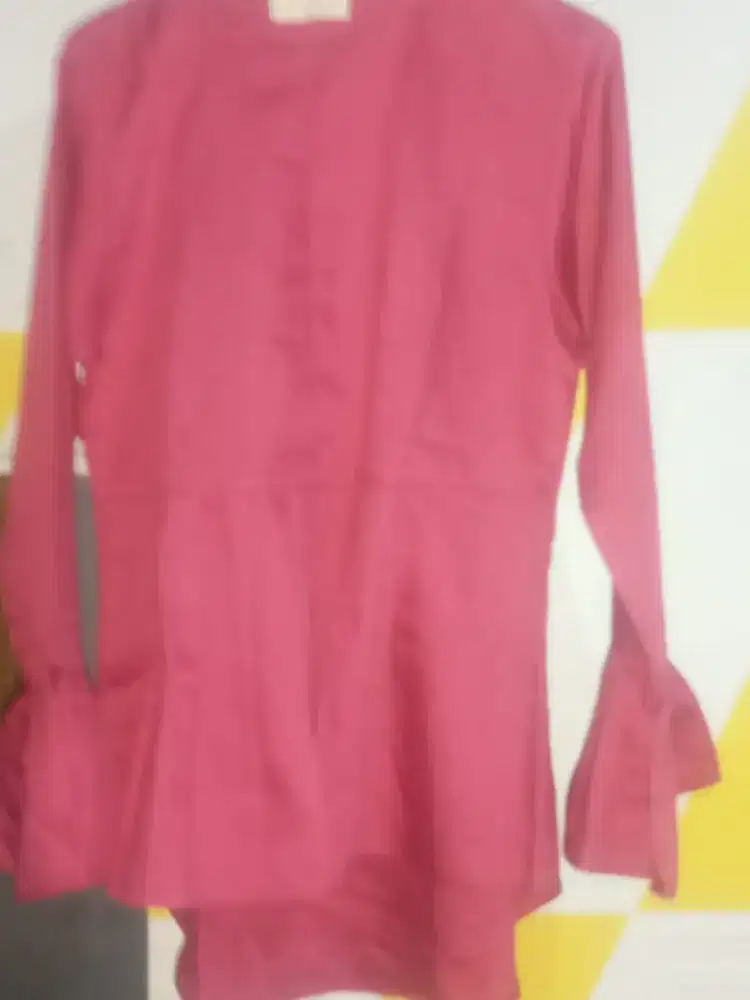 Atasan wanita merk KLAMBY original second ukuran M