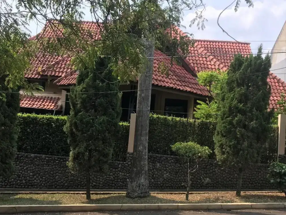 Rumah SHM 2 Lantai Siap Huni Harga NJOP di Cinere, Depok