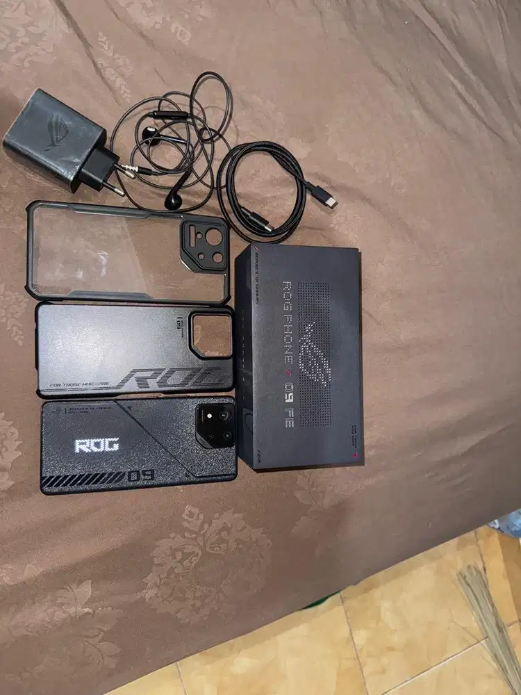 ASUS ROG 9fe 12/256gb obsidia black