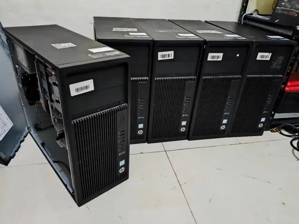 CPU HP Z240 Intel Xeon E1225 V6, Ram DDR4 8GB, No HDD. Ex Kantor Bank