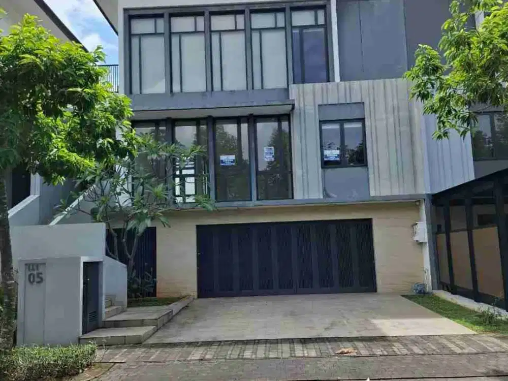 FOR RENT Rumah Mewah Di Kawasan Elit LAKEWOOD NAVAPARK BSD City