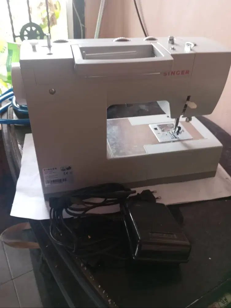 Mesin jahit singer heavy duty