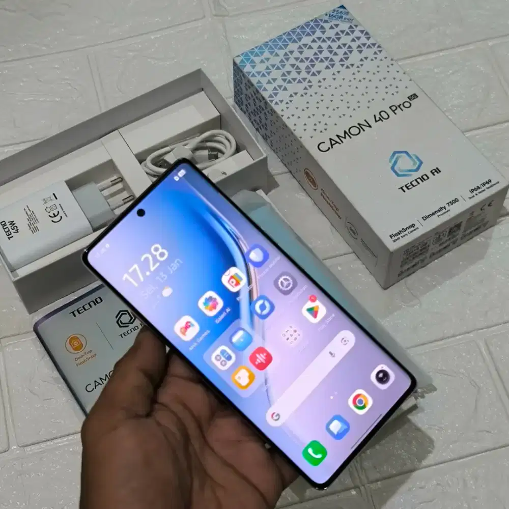 Camon 40 Pro 5G Ram 8 Internal 256 Mulus Fullset Ori Garansi Panjang