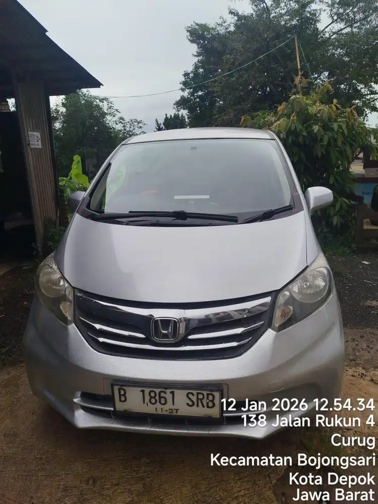Honda Freed 2012 Bensin