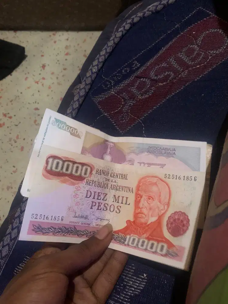 menjual uang kertas lama