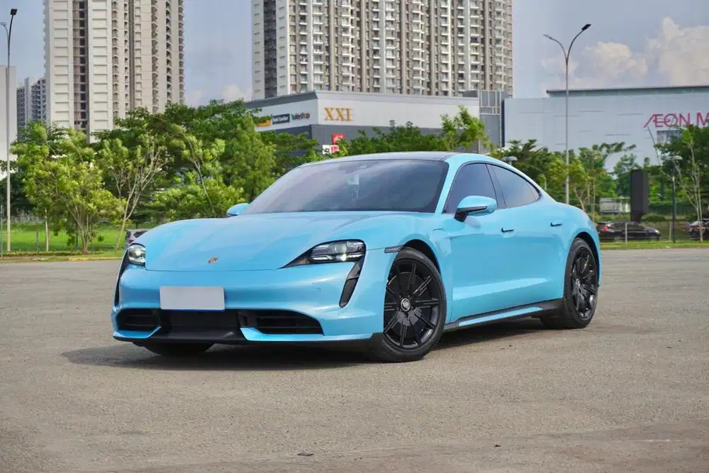 Porsche Taycan Turbo  EV AWD ATPM 2021 Biru Langka Listrik Turbo