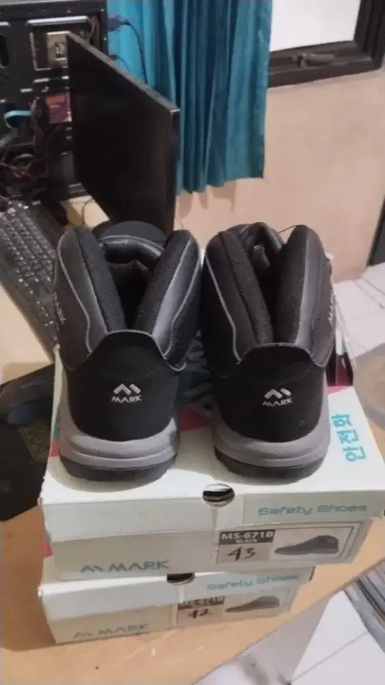 MEREK SEPATU SEFTY SHOES MARK