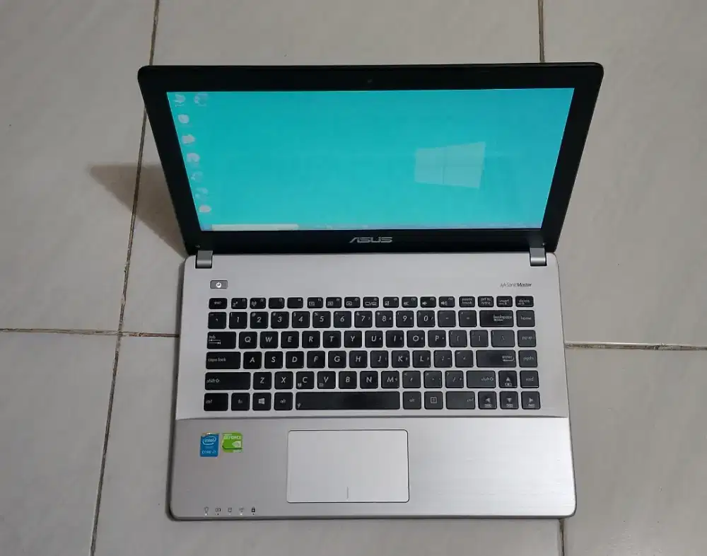 Laptop Asus X450 i7 4710 ram 8gb HDD 500gb windows 10