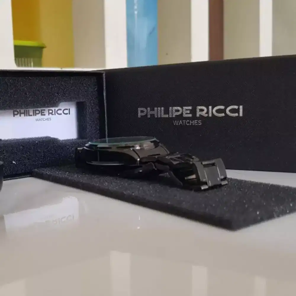 Dibutuhkan Banyak SPG Khusus Perempuan Untuk Pameran Otomotif