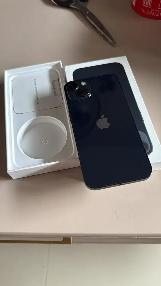 iPhone 13 128 GB iBox