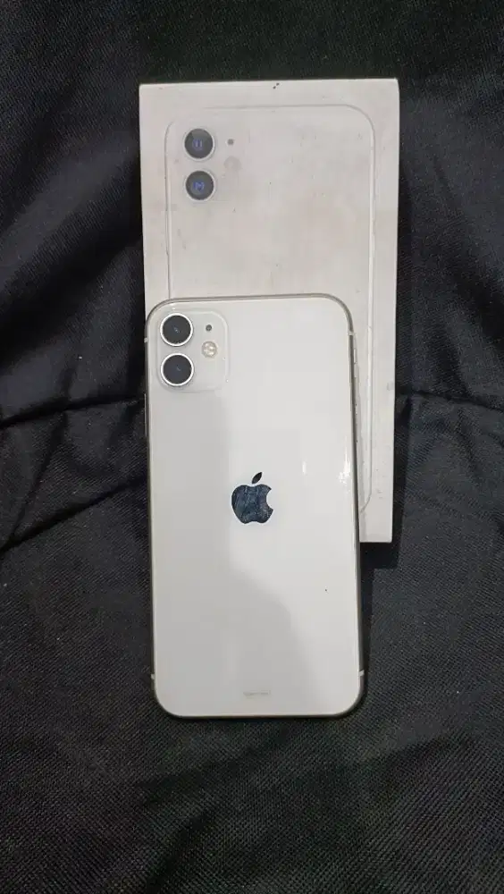 iPhone 11 64 ibox