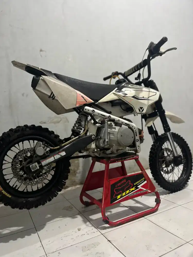 Ycf 125 mini moto kompetisi special engine