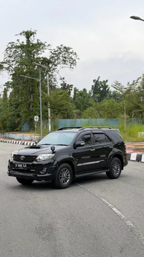 FORTUNER VNT TRD