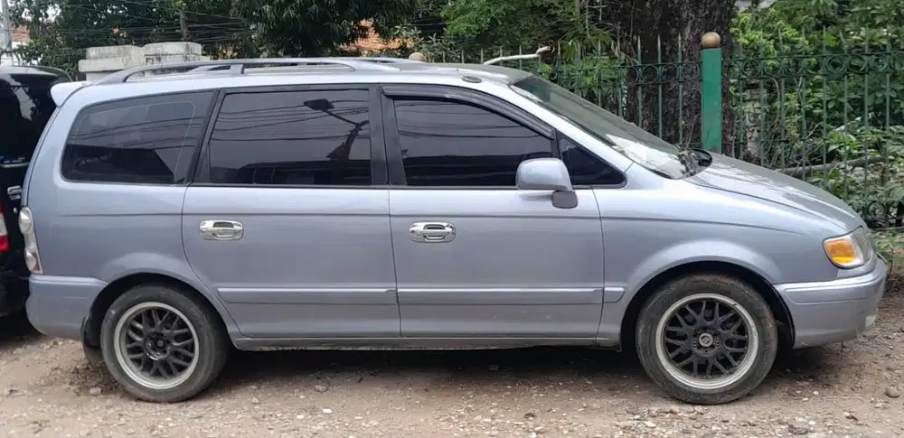 Hyundai Trajet 2003 Bensin