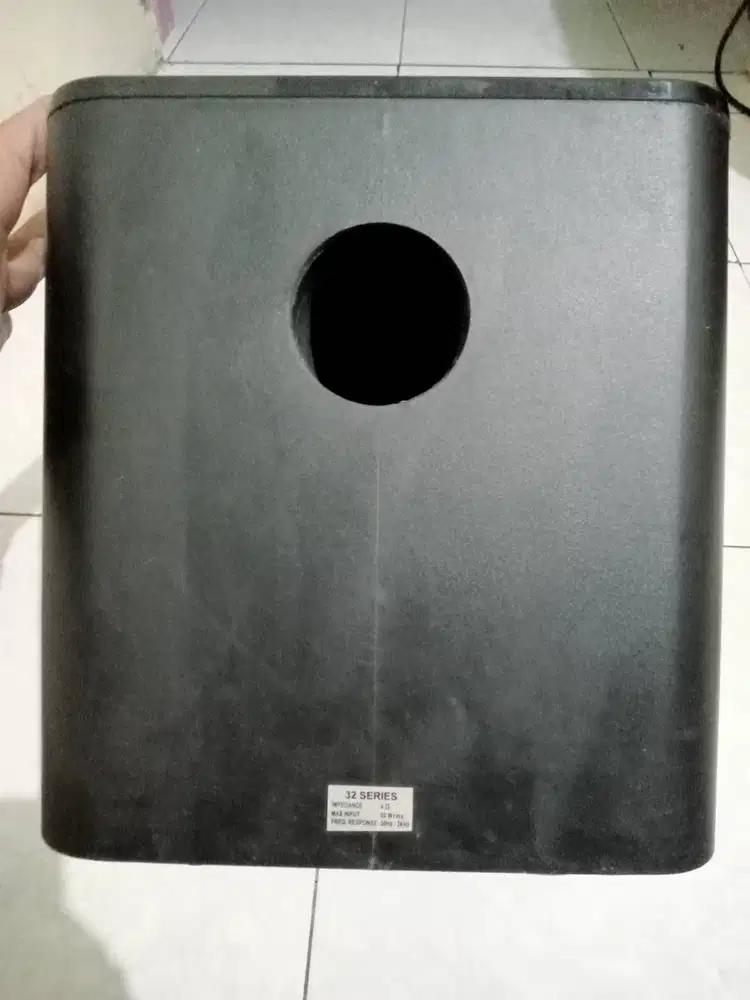 Sub Woofer Pasif Polytron (Soundbar) 32 Series (TV)