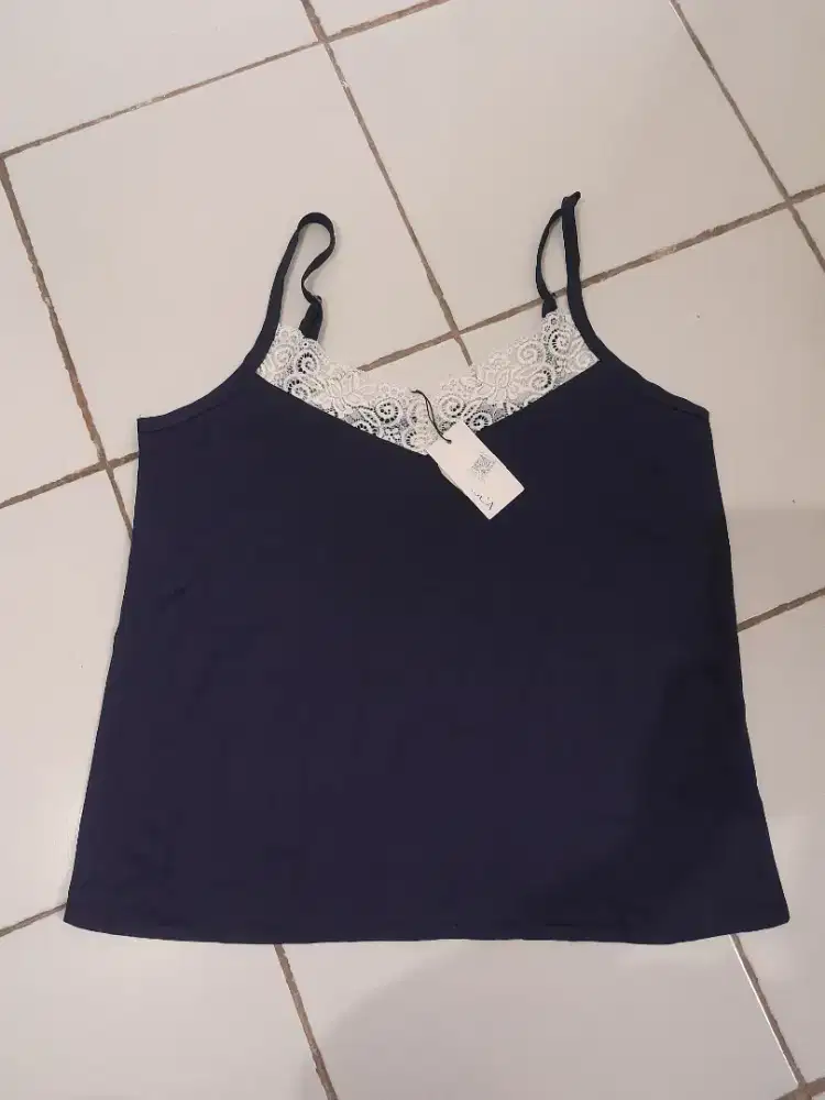 KAMISOL (CAMISOLE TOP)