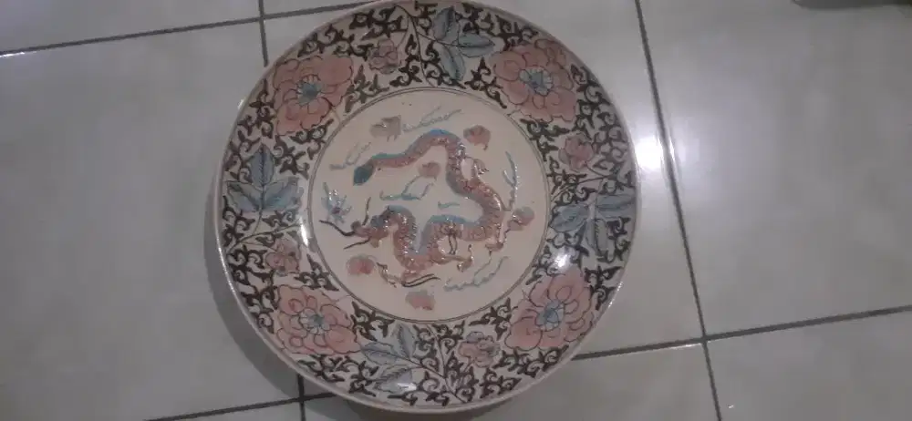 Piring Naga Pecah Seribu antik