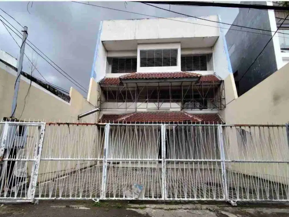 PUCANG ANOM 3 Lantai ‼️ Sewa Ruko Lebar 10 Strategis Jalan Raya Pucang