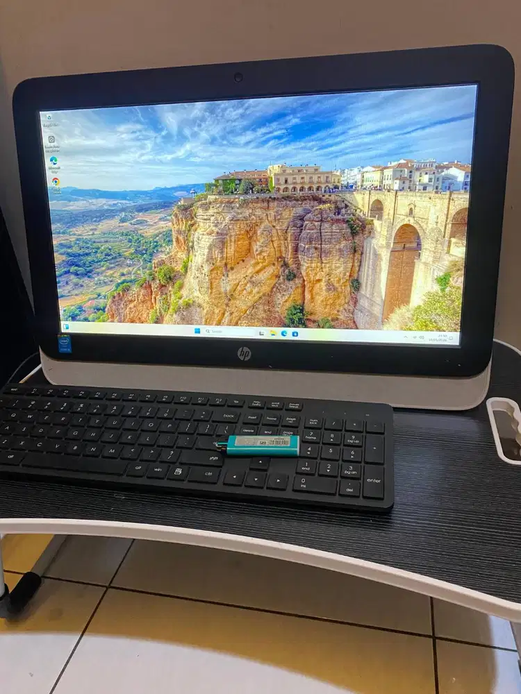 All in One PC cpu monitor desktop komputer HP core i5