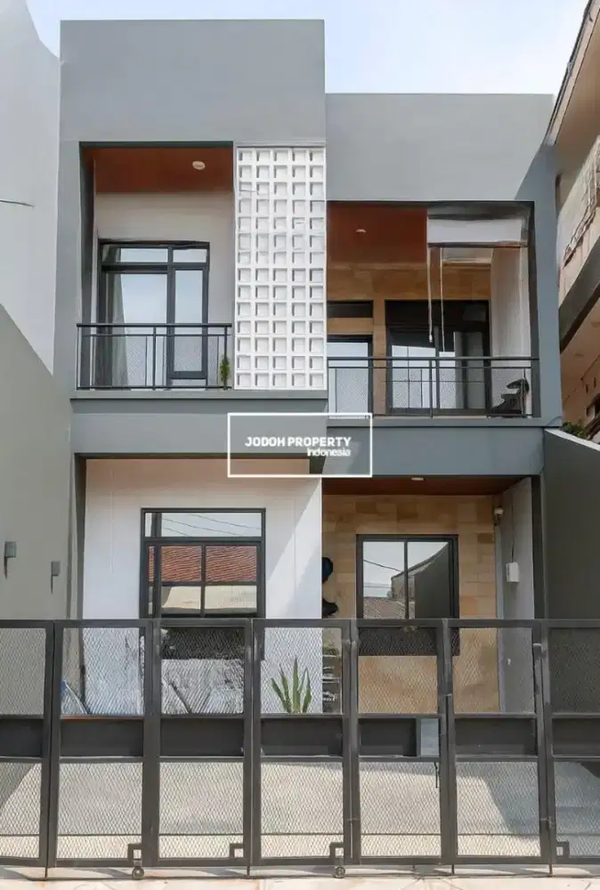 JUAL RUMAH SECONDARY DICIRENDEU DEKAT MRT LEBAK BULUS