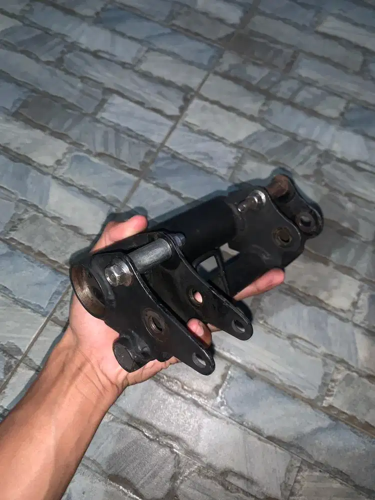 Engine Mounting Mio Sporty/Smile Std Original Yamaha