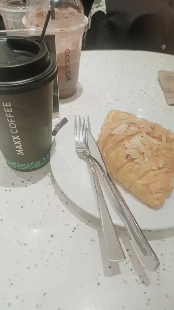 Lowongan merawat lansia  sakit