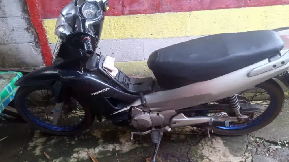 Jual bu Honda kharisma