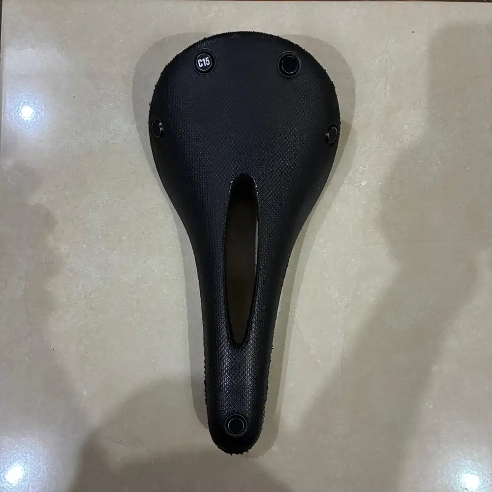 Saddle brooks c15