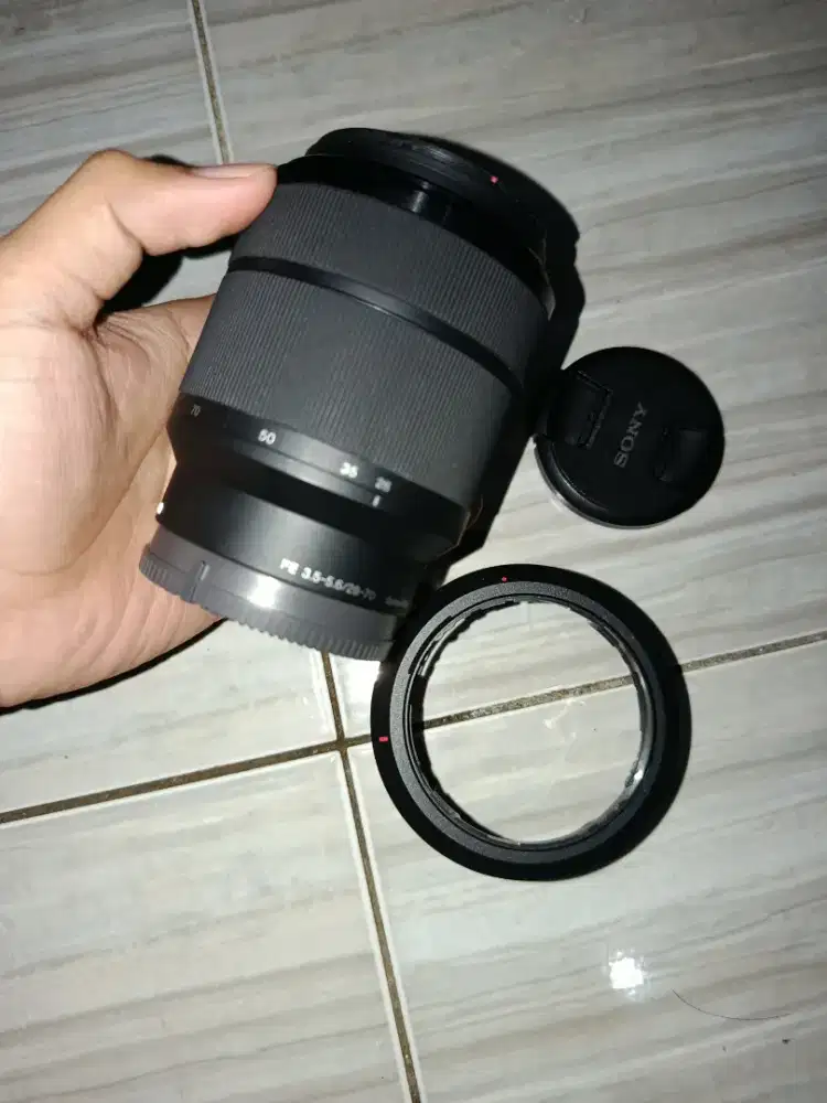 Lensa kit sony fullframe 28-70