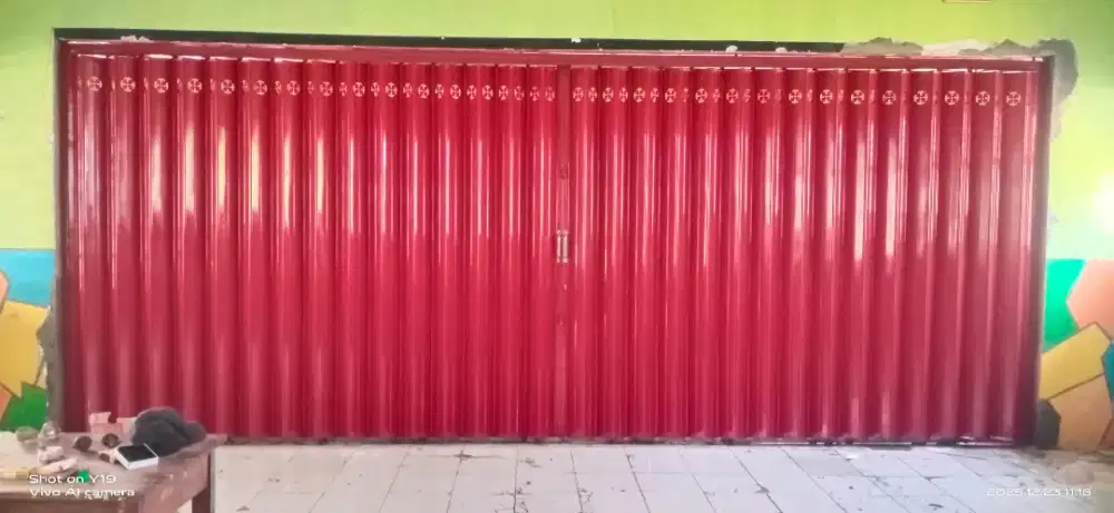pintu harmonika