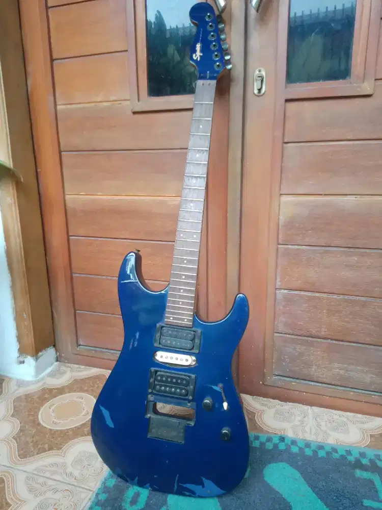 Dijual Gitar Squier Stagemaster 2002 Rare
